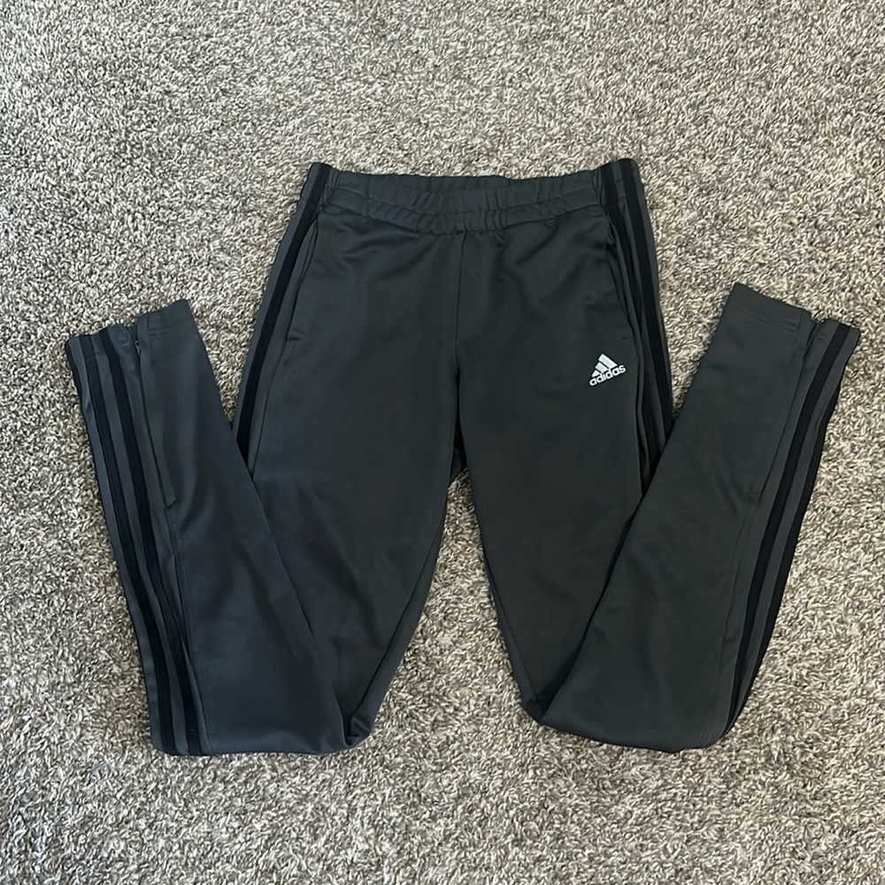 Adidas joggers
